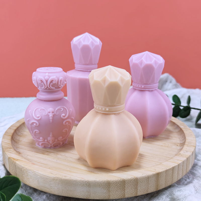 Candle Making And Perfume - 3D retro perfume bottle aromatherapy candle